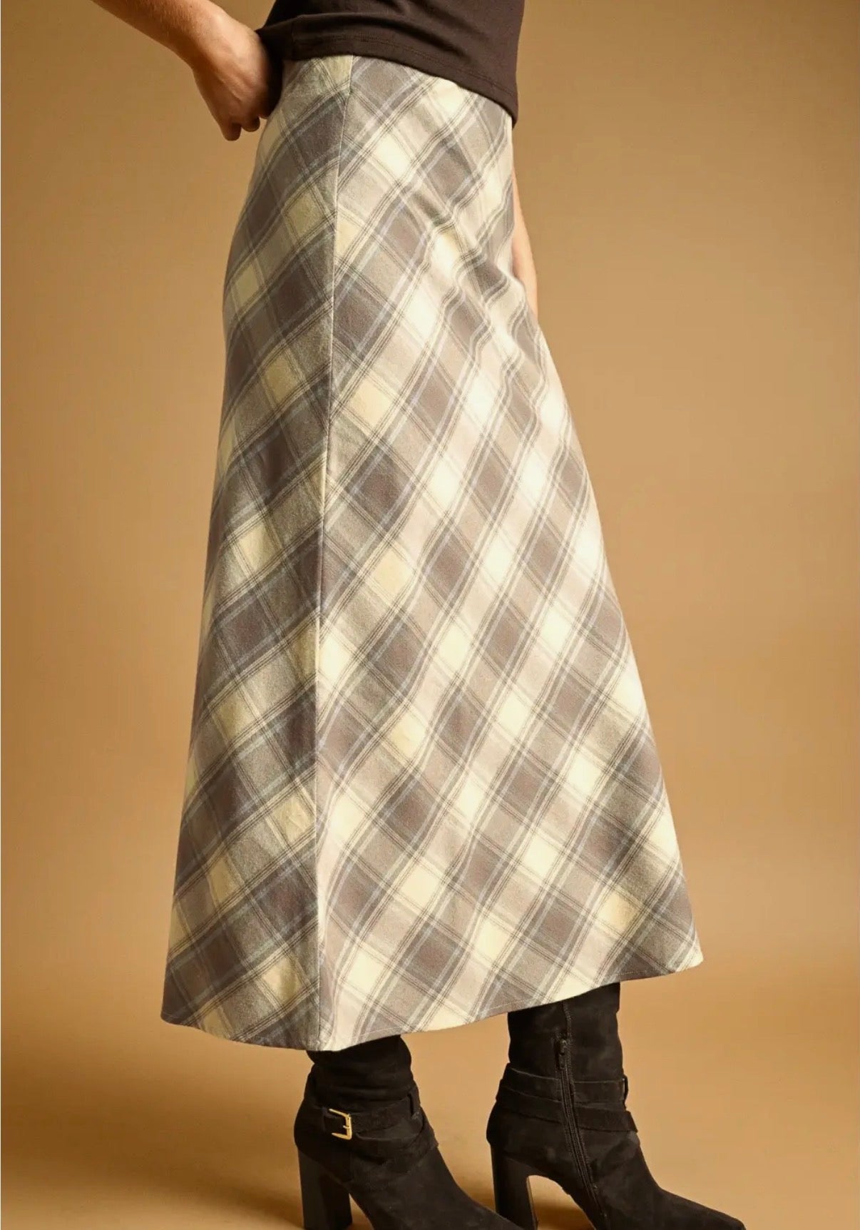 oaklee plaid skirt