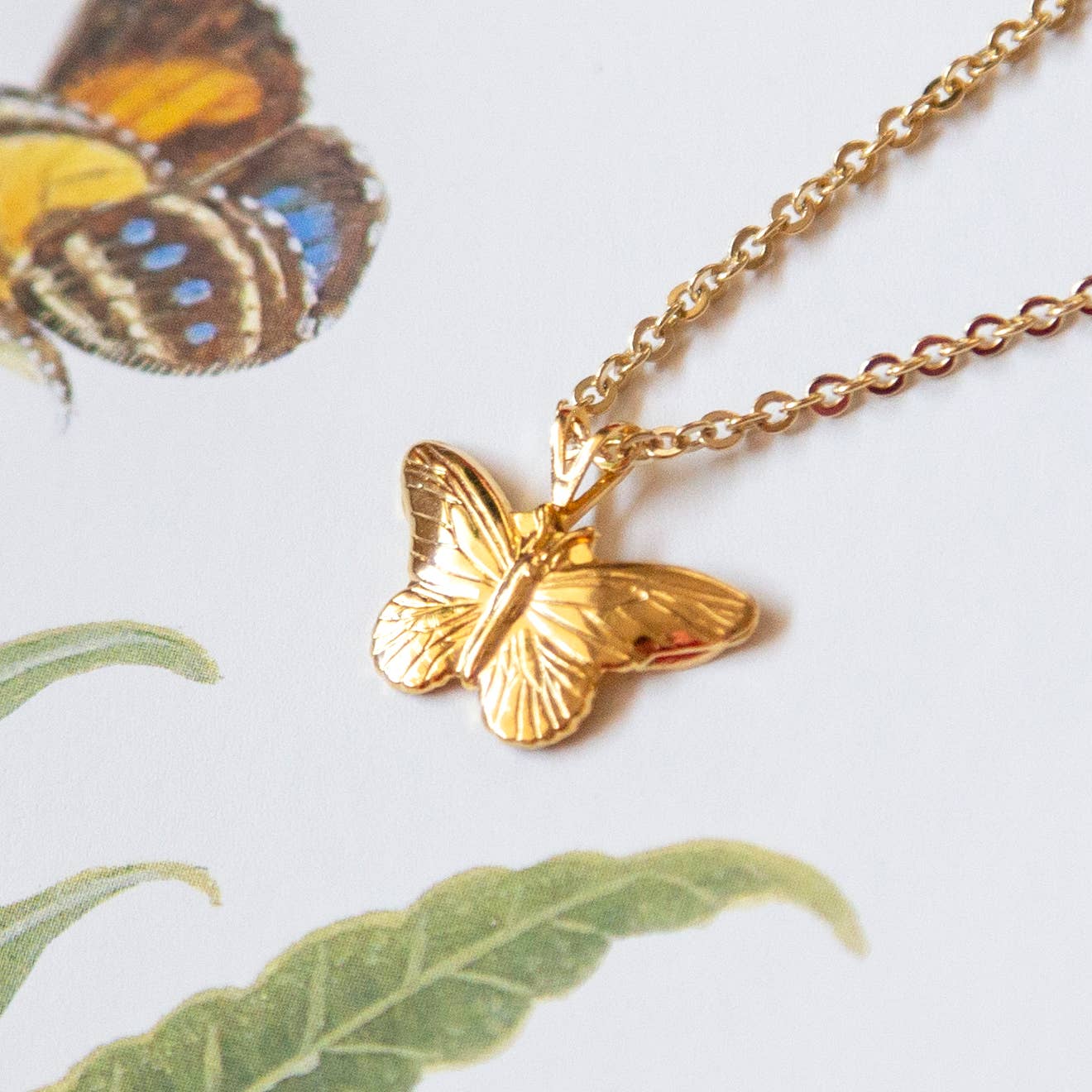 vintage gold butterfly necklace