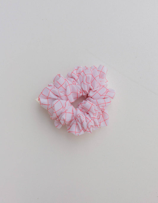 sweet heart scrunchie