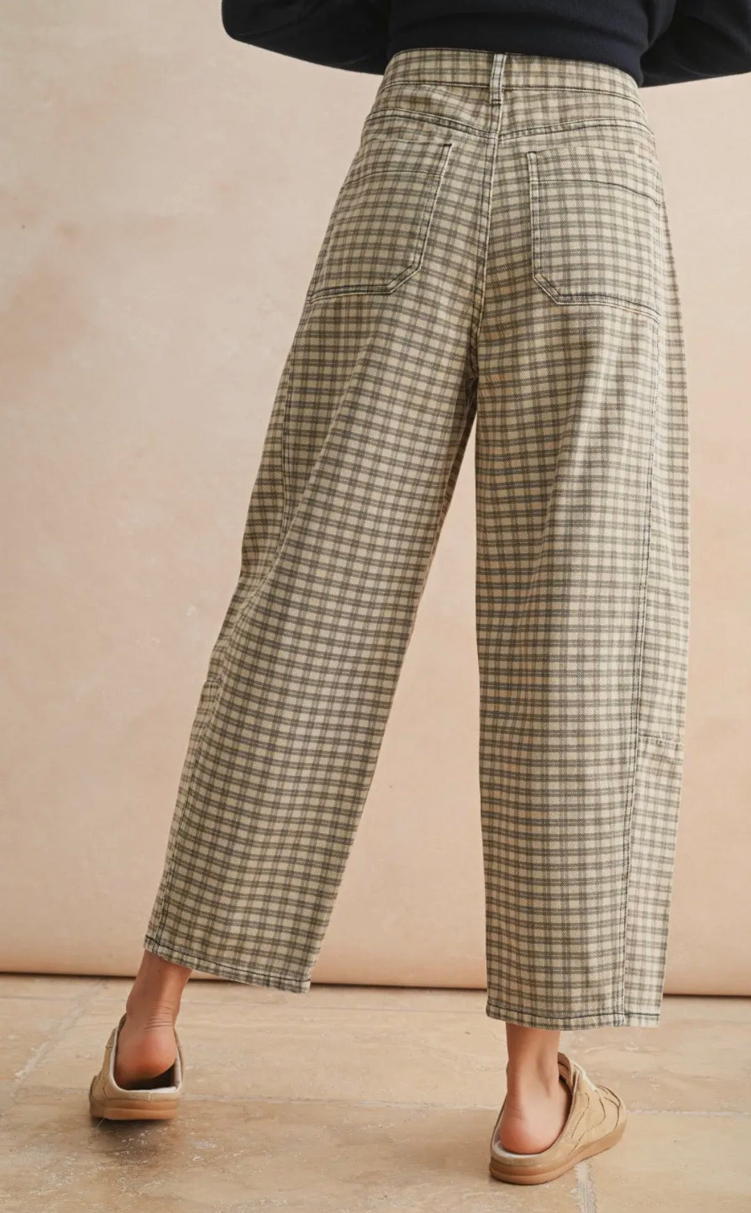 brown gingham barrel pants