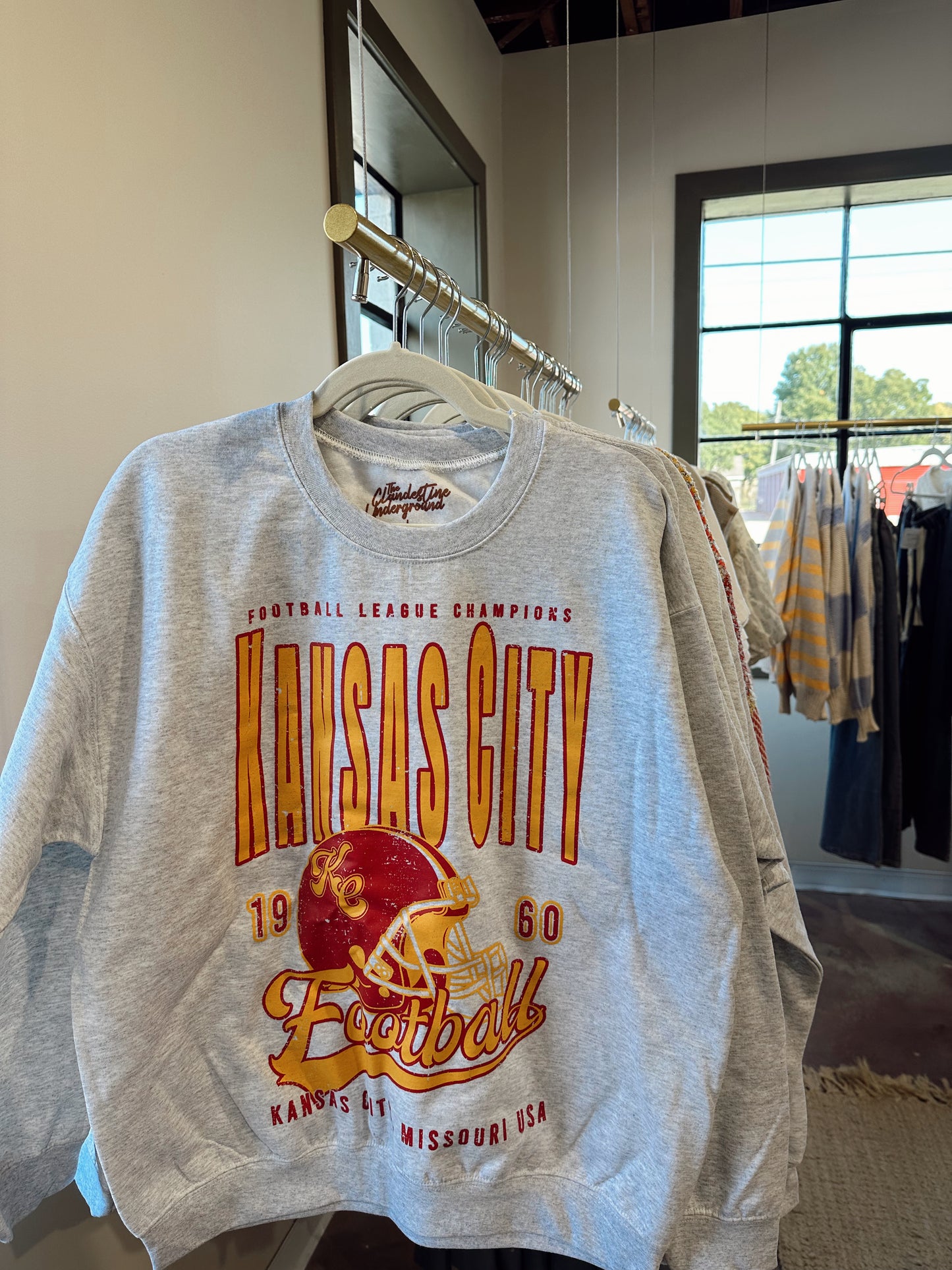 chiefs crewneck