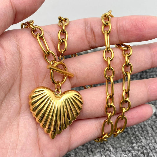 heart charm buckle chain necklace